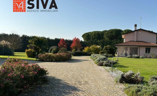 Villa in Godo, Emilia-Romagna, Italy 1