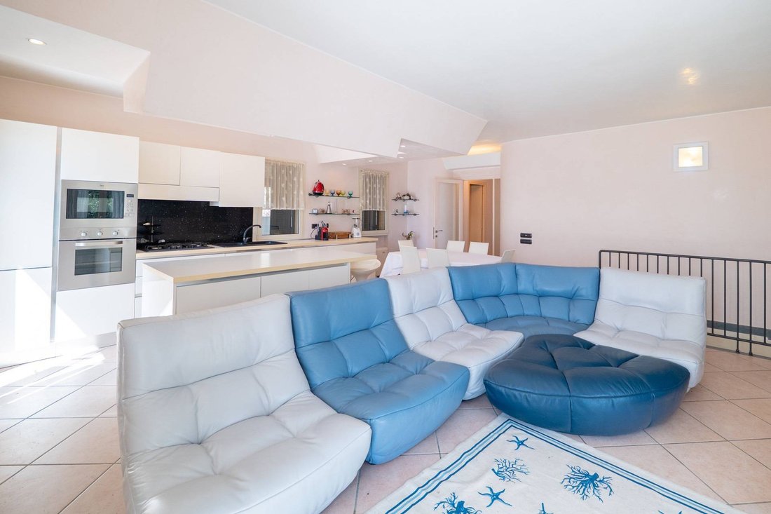 Villa in Riva Ligure, Ligurien, Italien 5 - 18341653