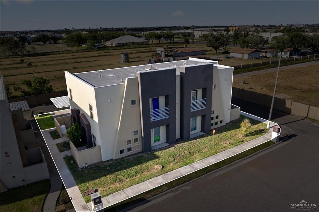 McAllen, Texas, United States 3 - 18339554