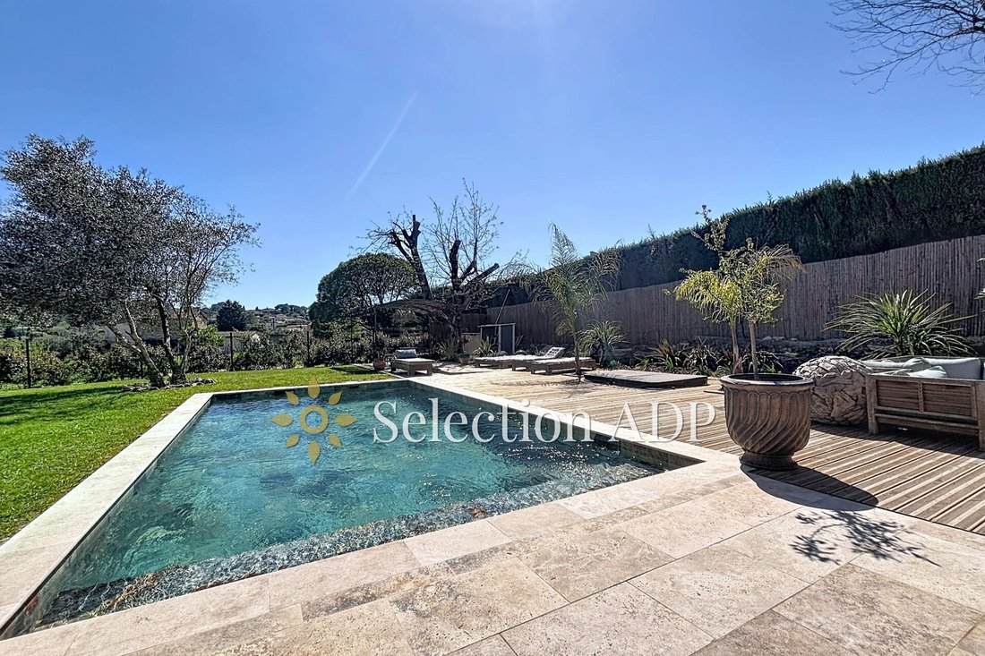 Villa in Grasse, Provence-Alpes-Côte d'Azur, France 5 - 18336304