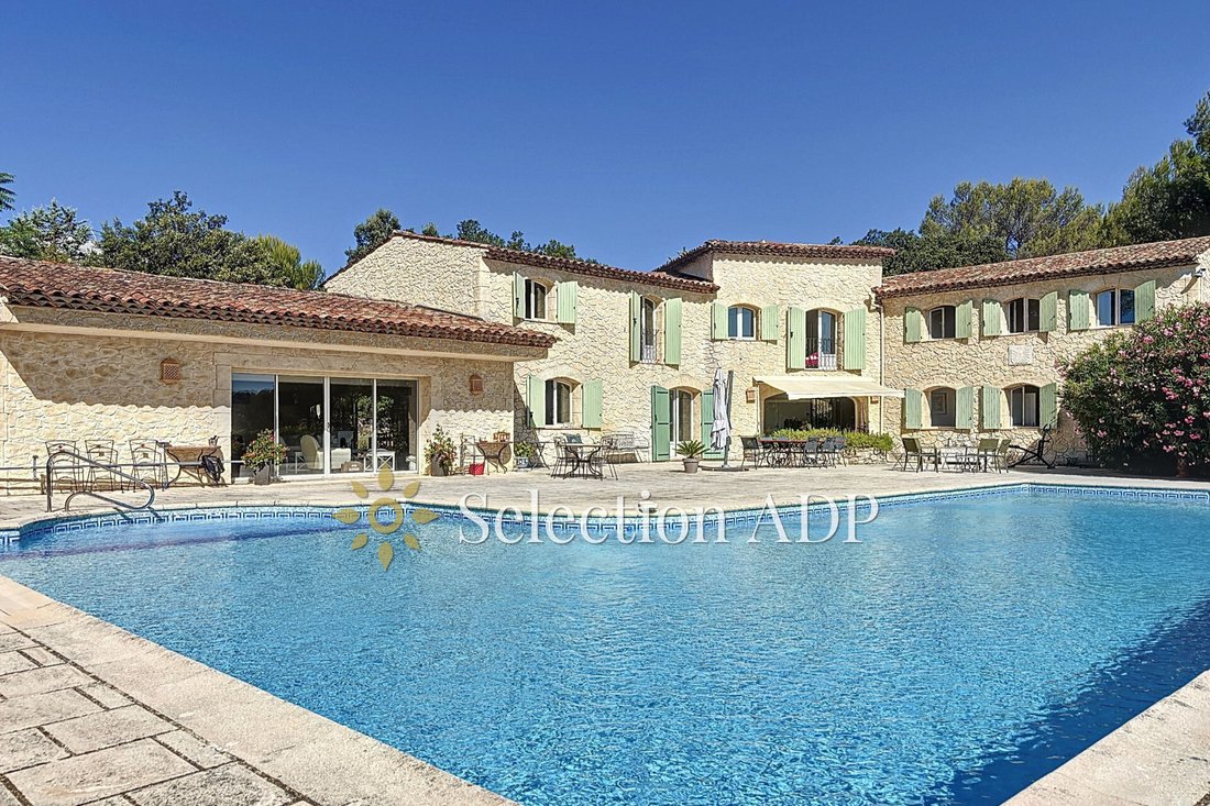 Villa in Les Indes les-Groulles, Mouans-Sartoux, France 1 - 18336266