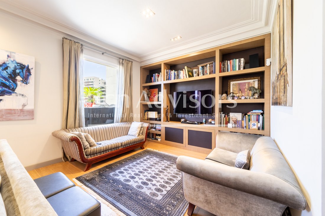 Penthouse in Les Corts, Barcelona, Spain 5 - 18341375