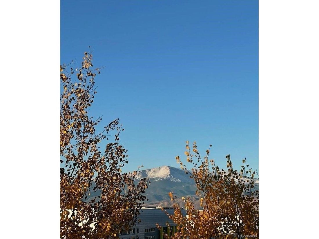 House in Colorado Springs, Colorado, United States 4 - 18340043