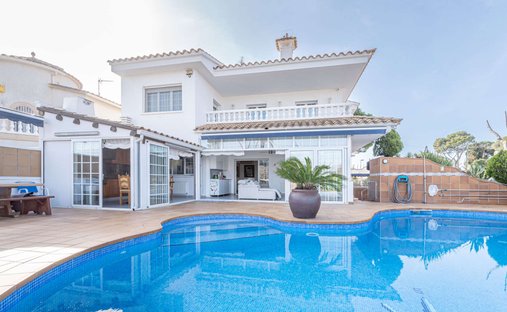 Maison à Empuriabrava, Catalogne, Espagne 1