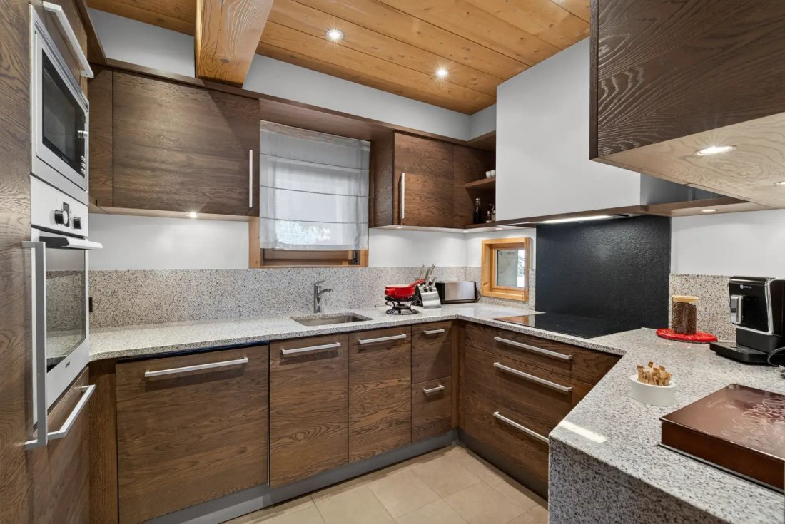 Chalet in Les Houches, Auvergne-Rhône-Alpes, France 4 - 18108592