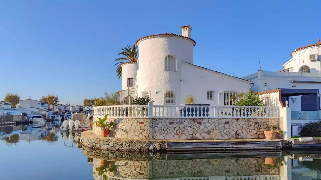 House in Empuriabrava, Catalonia, Spain 2 - 18337046