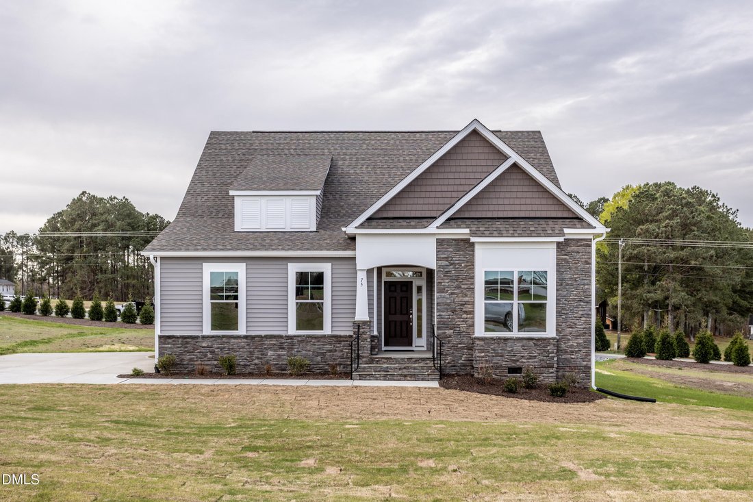House in Four Oaks, North Carolina, United States 1 - 18340011