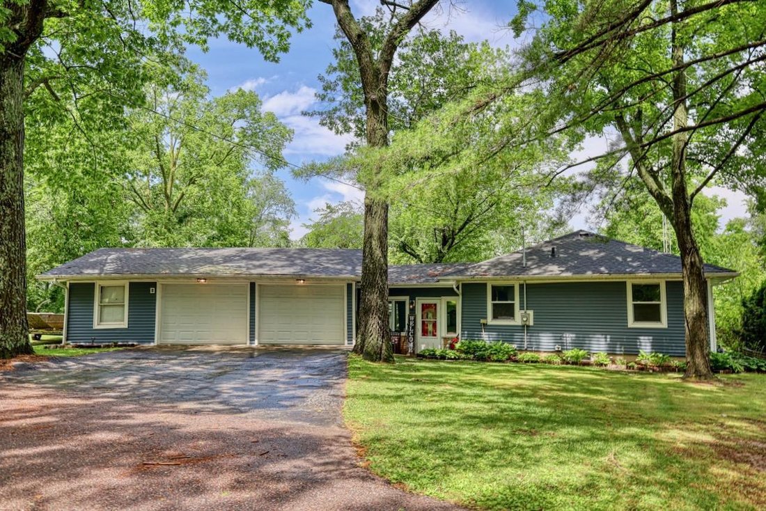 House in Lake Wisconsin, Wisconsin, United States 1 - 18342251