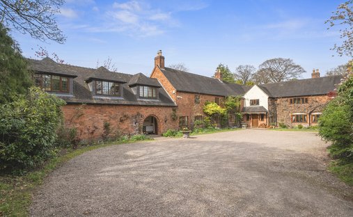 House in Little Aston, Shenstone, England 1