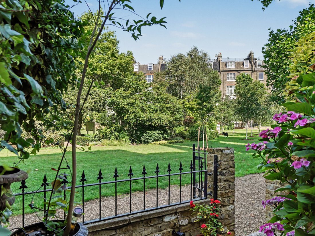Apartment in Little Venice, Westminster, England 2 - 18336786
