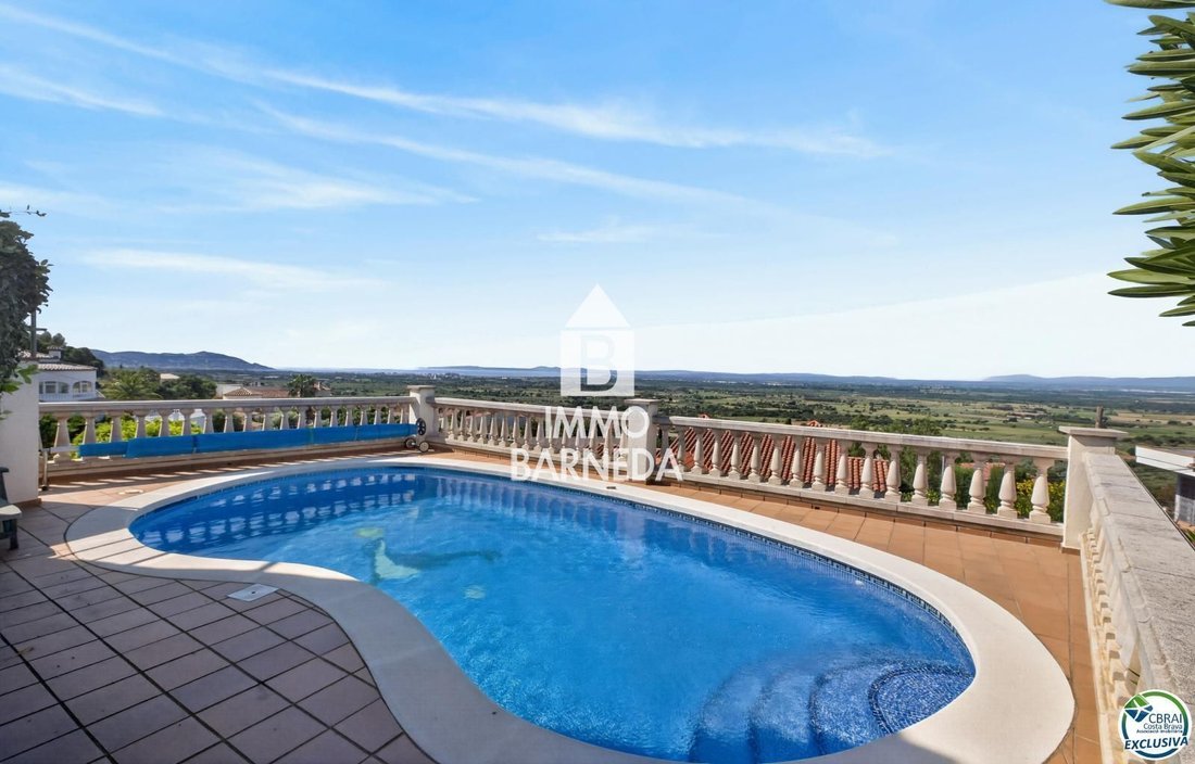Villa in Roses, Catalonia, Spain 4 - 18335390