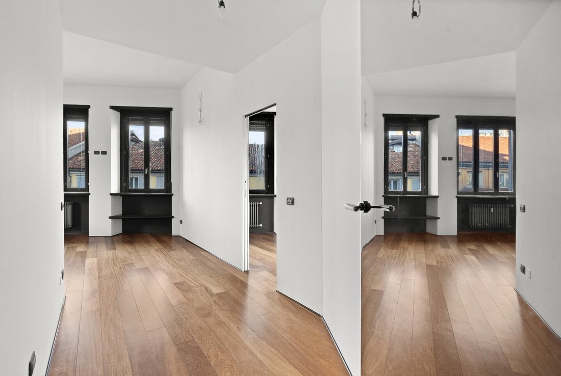 Apartment in Historic Center, Milan, Lombardy 2 - 18336756