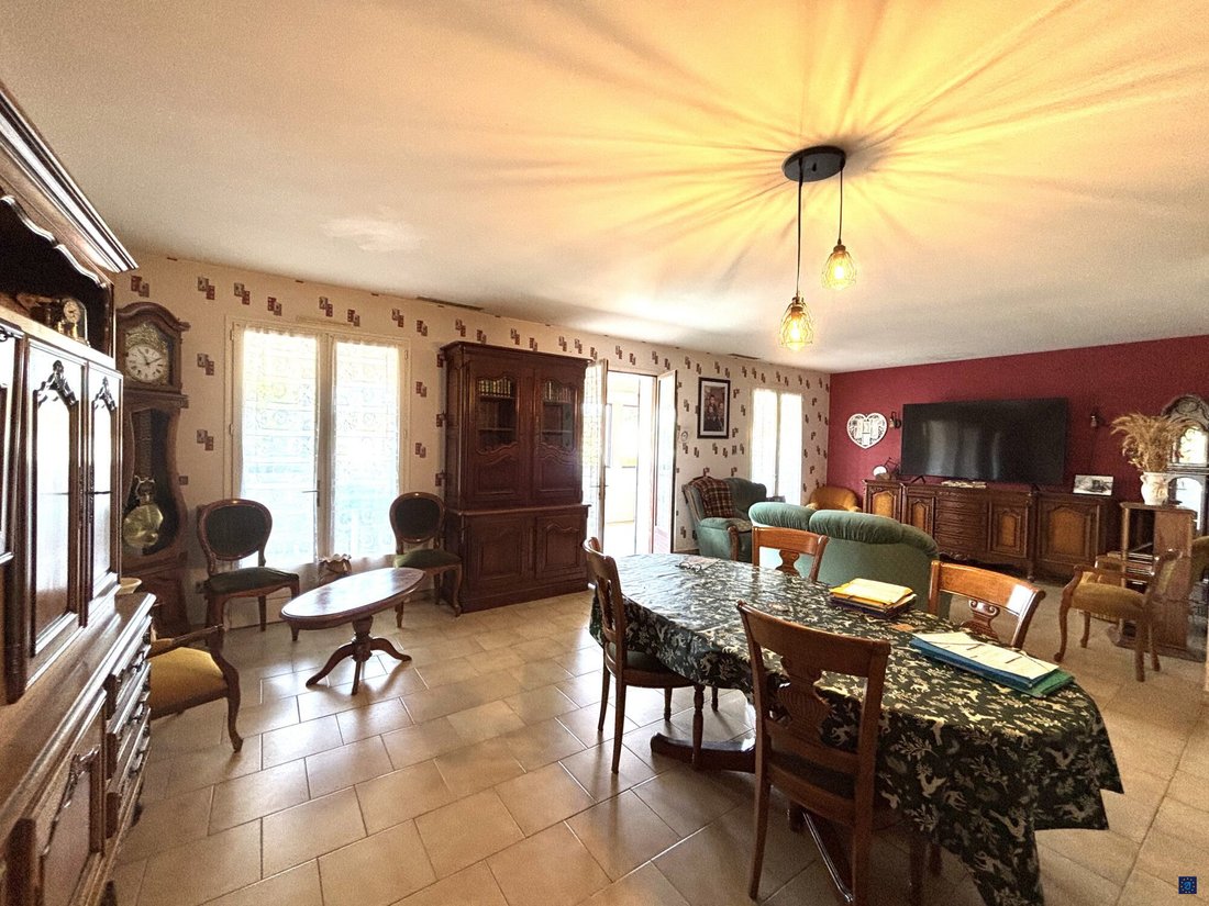 House in Saint-Sulpice-de-Royan, Nouvelle-Aquitaine, France 4 - 18293142