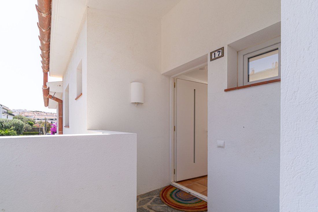 Townhouse in Cadaques, Catalonia, Spain 3 - 18335162
