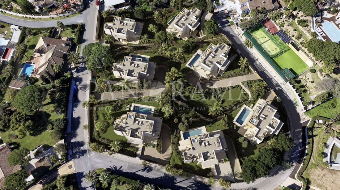 Villa in Elviria-Cabopino, Marbella, Spain 3 - 18341254