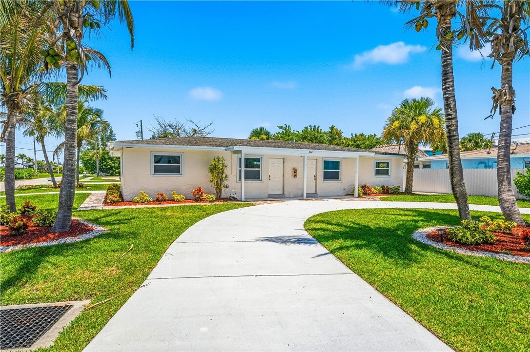 Fort Pierce, Florida, United States 2 - 18339532