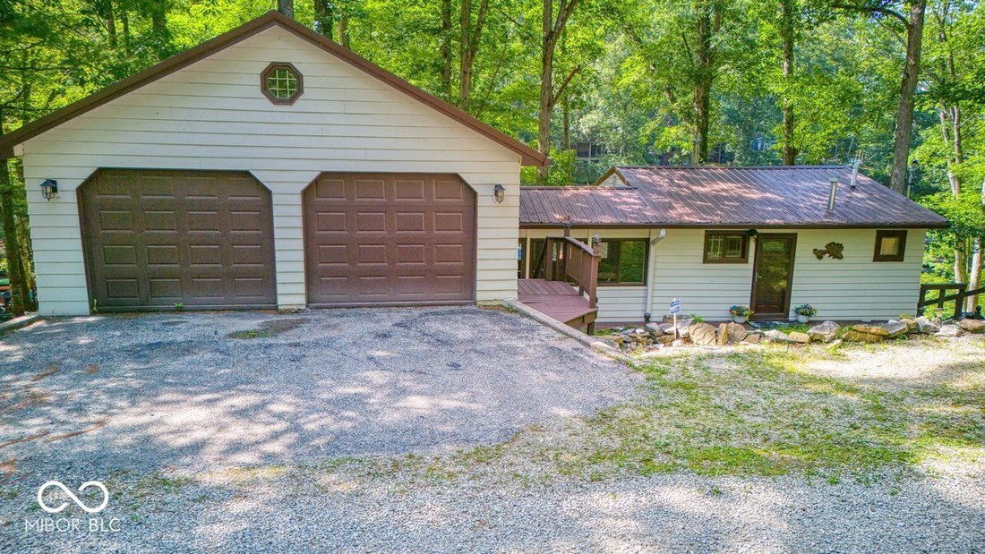 House in Nineveh, Indiana, United States 2 - 18334873