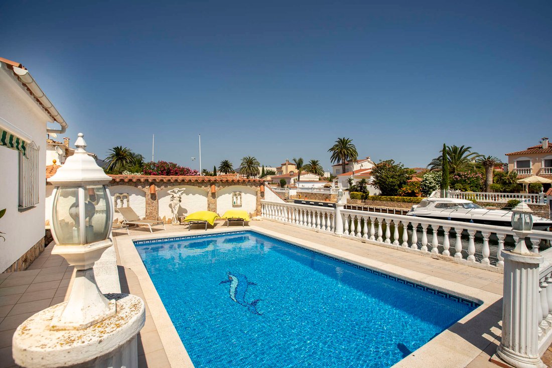 House in Empuriabrava, Catalonia, Spain 3 - 18337172