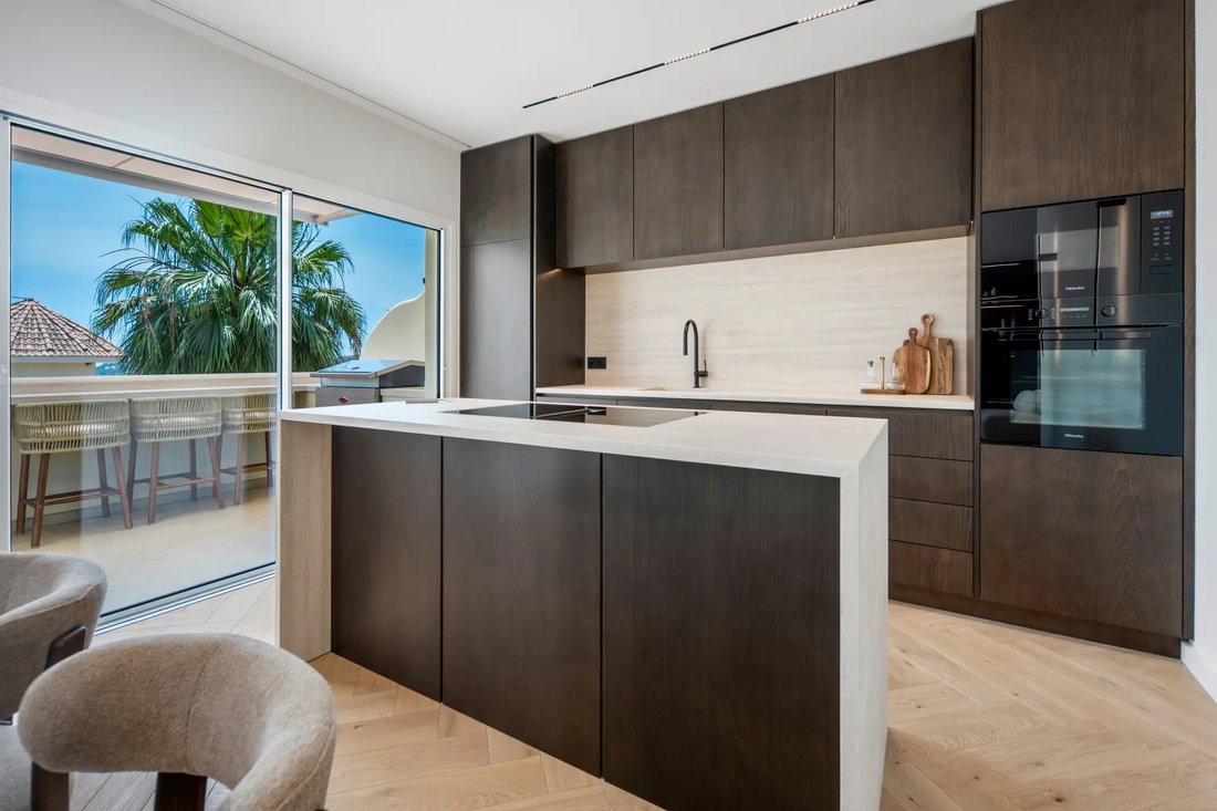 Apartment in Puerto Banus, Marbella, Spain 1 - 18335411