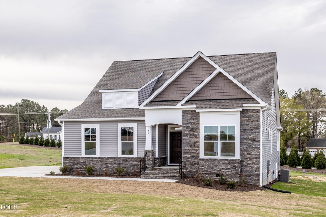 House in Four Oaks, North Carolina, United States 2 - 18340011