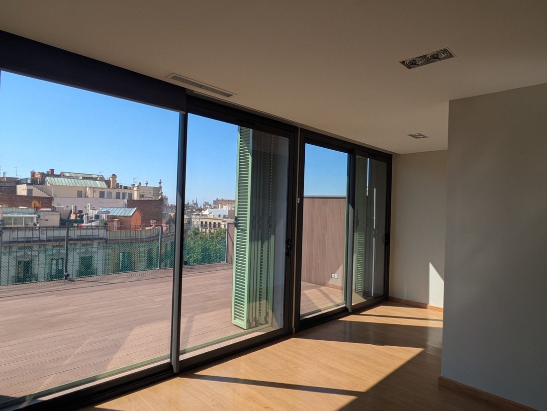 Penthouse in Eixample, Barcelona, Spain 2 - 18339812