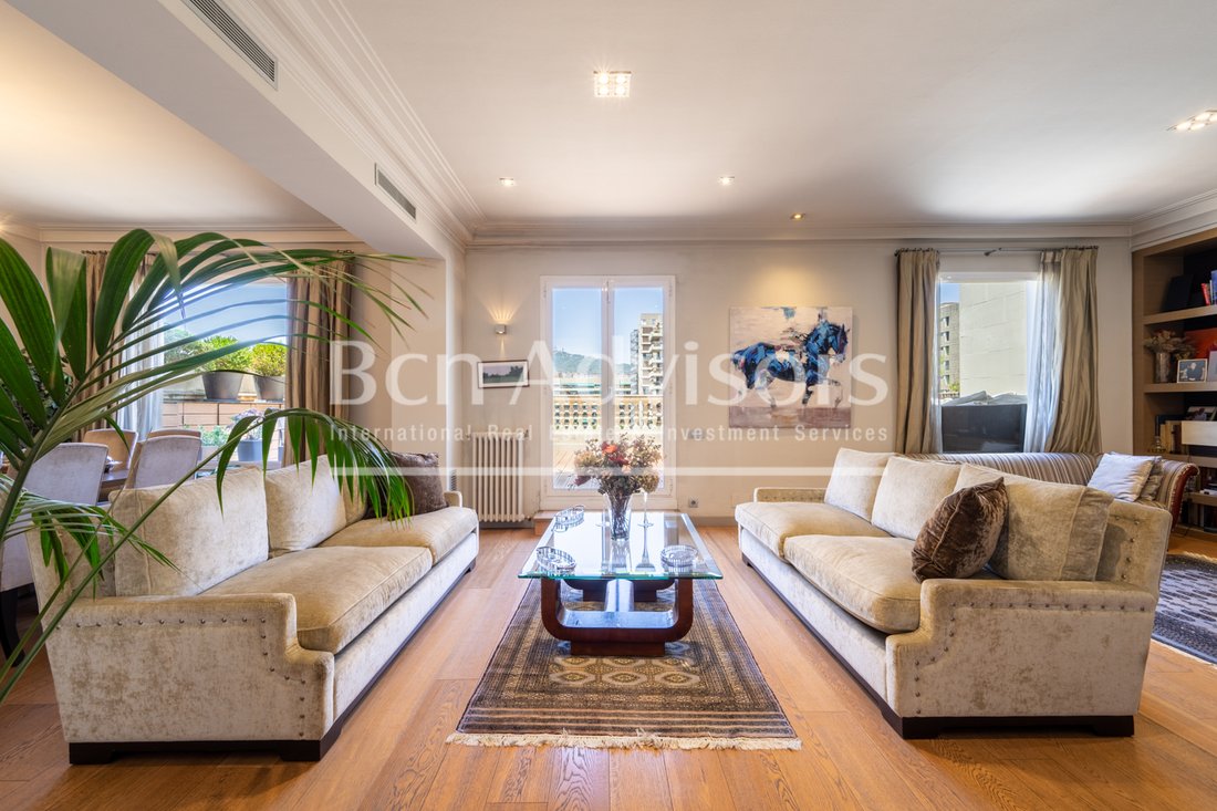 Penthouse in Les Corts, Barcelona, Spain 4 - 18341375
