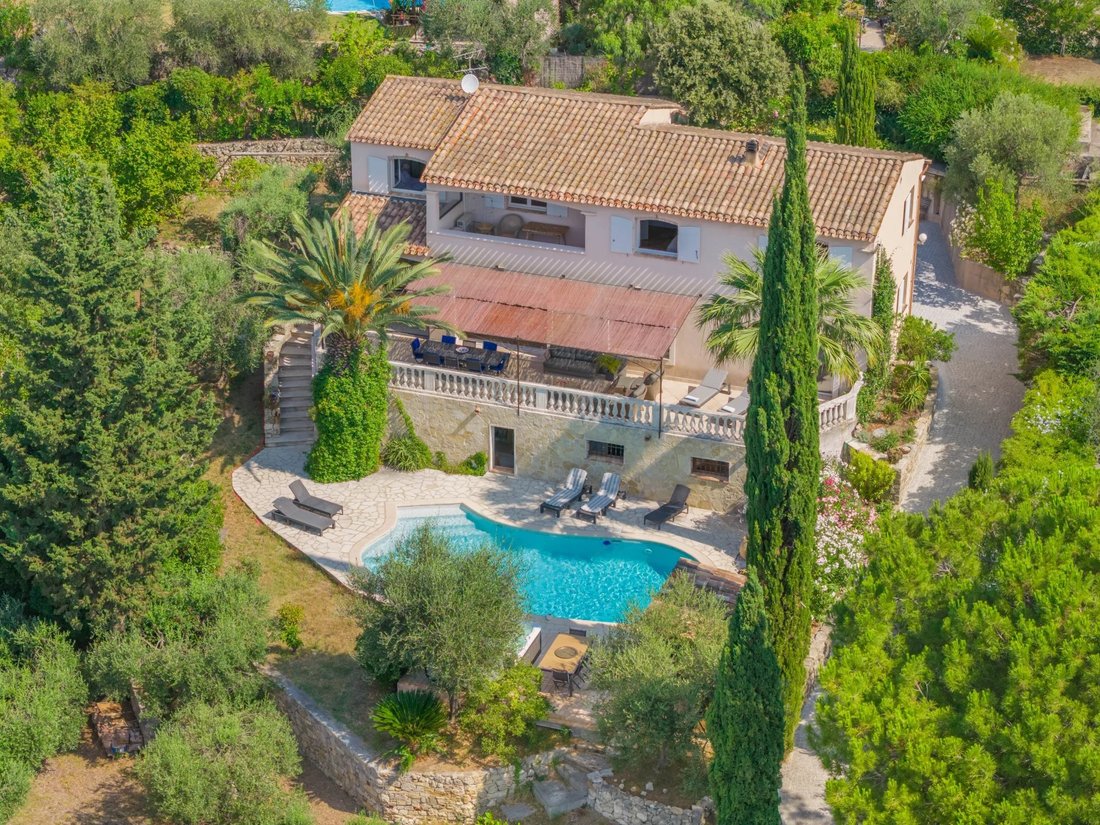 Villa in Mougins, Provence-Alpes-Côte d'Azur, France 1 - 18337180