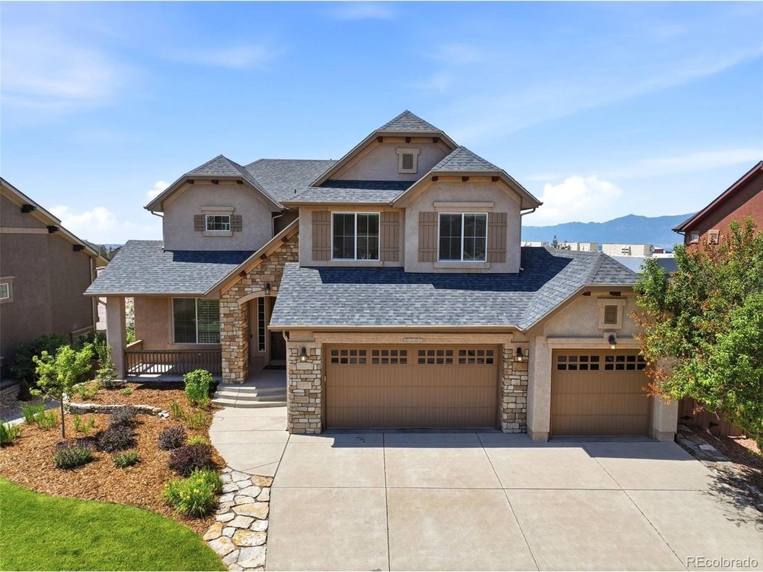 House in Colorado Springs, Colorado, United States 2 - 18340043
