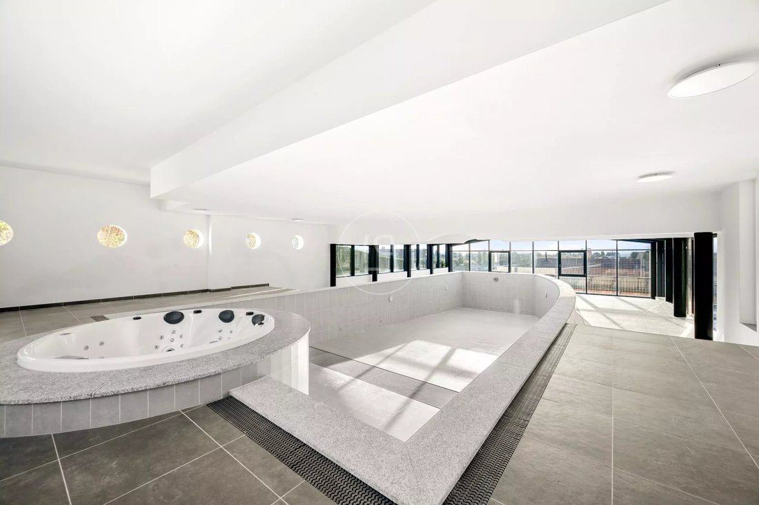 Villa in Villars-Sainte-Croix, Vaud, Switzerland 3 - 18340452