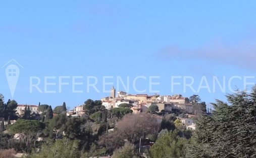Land in Mougins, Provence-Alpes-Côte d'Azur, France 1