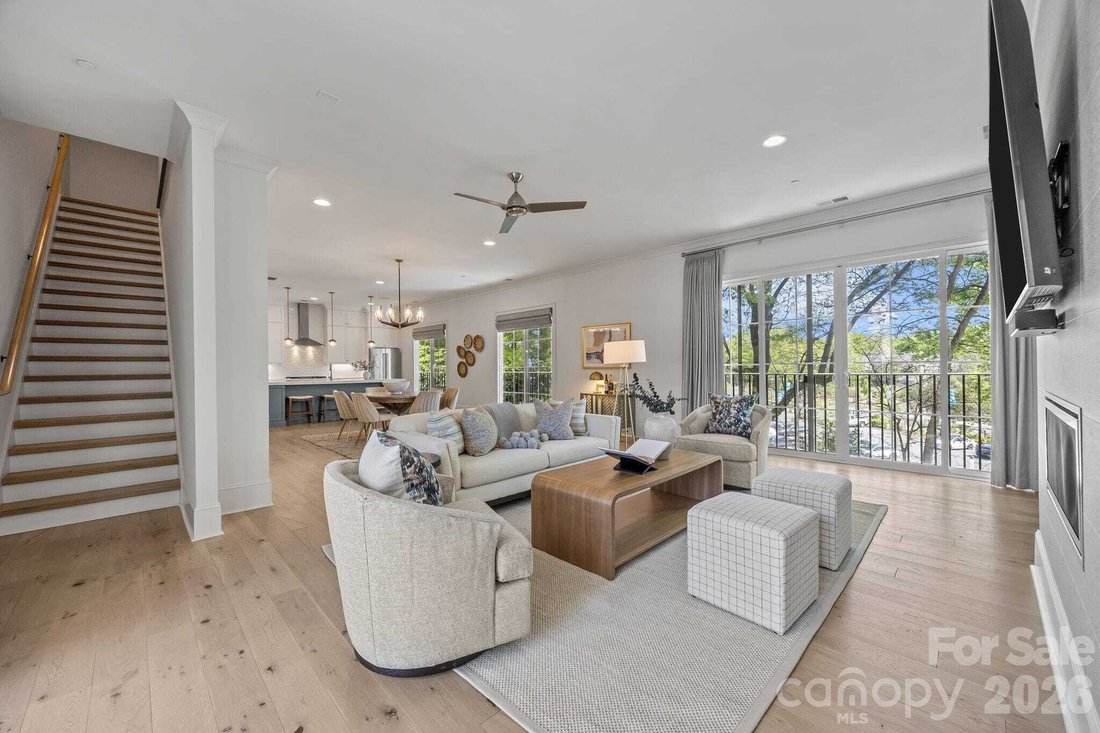 Condo in Charlotte, North Carolina, United States 1 - 17635770