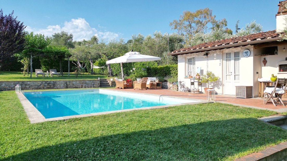 Country House in Pieve di Brancoli, Lucca, Tuscany 4 - 18339986