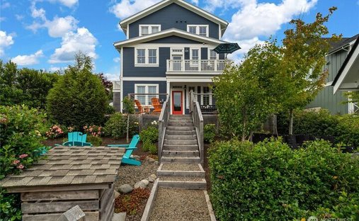 House in Elma, Washington, United States 1