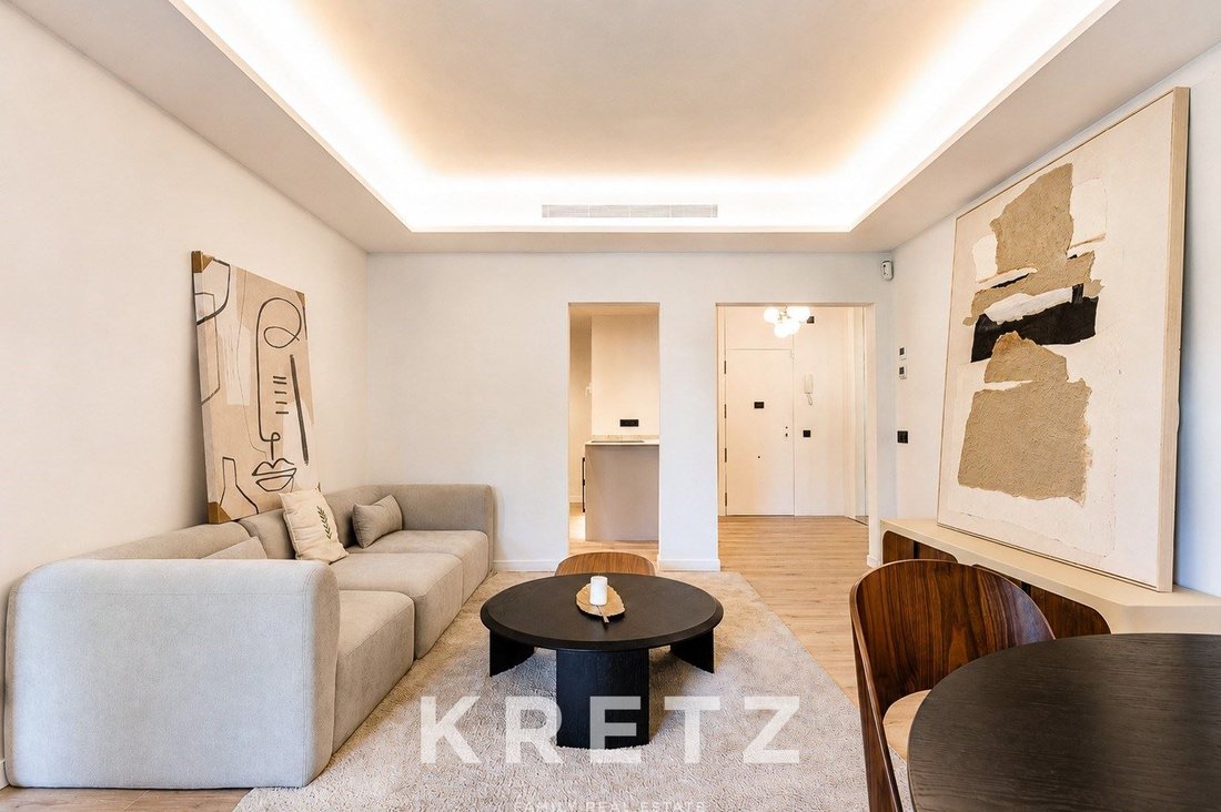 Apartment in Sarrià-Sant Gervasi, Barcelona, Spain 4 - 18341393