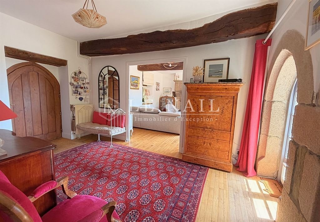 Estate in France 4 - 18341386