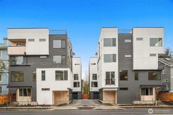 Townhouse in Seattle, WA, United States 1 - 18342187