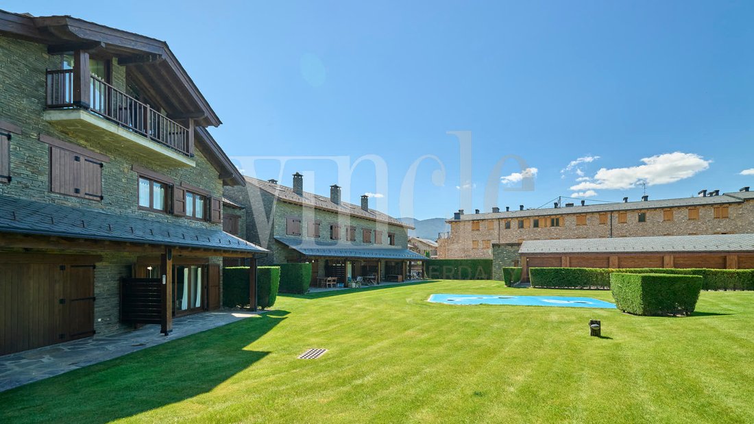Townhouse in Bellver de Cerdanya, Catalonia, Spain 5 - 18335308