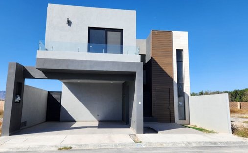 House in Los Silleres, Coahuila, Mexico 1