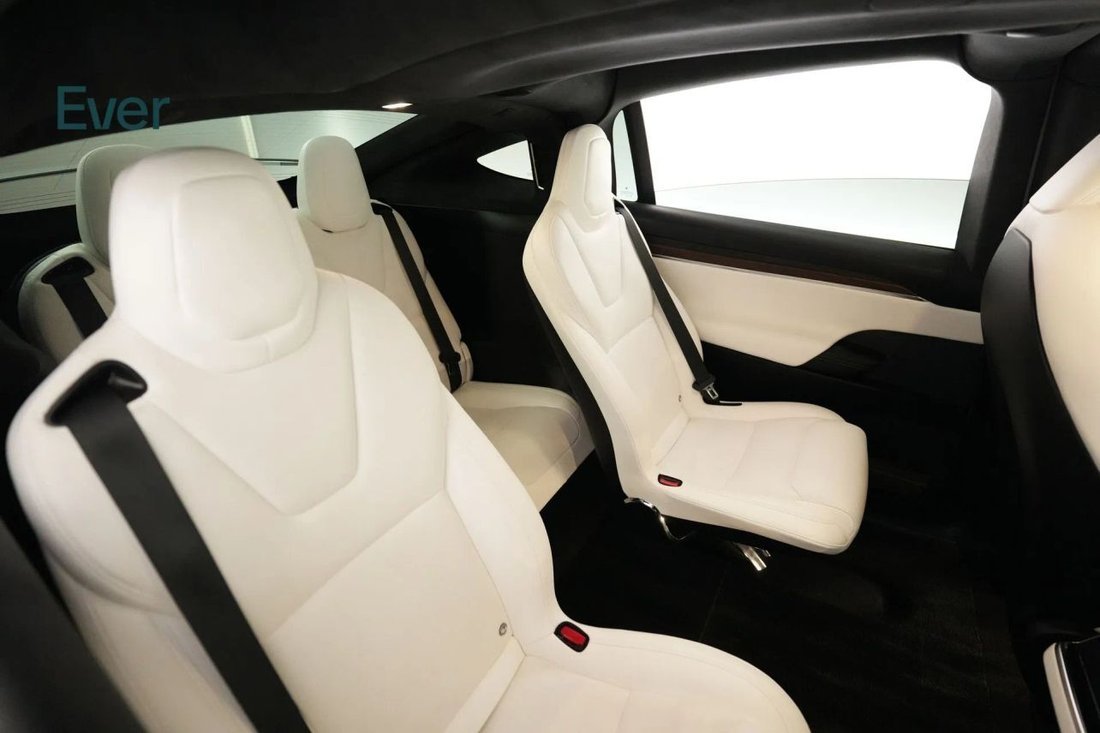 Suv in San Francisco, CA, United States 5 - 18107529