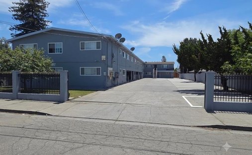 Apartment in Hayward, California, United States 1