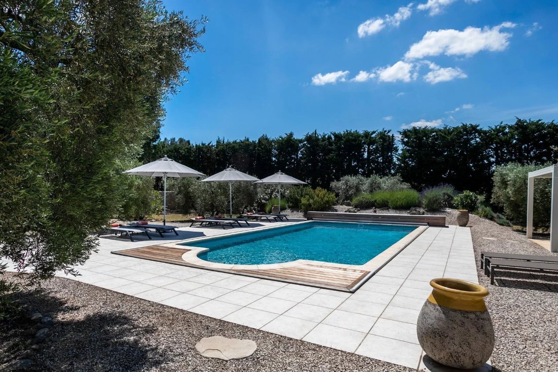 Country House in Mouriès, Provence-Alpes-Côte d'Azur, France 1 - 18334871
