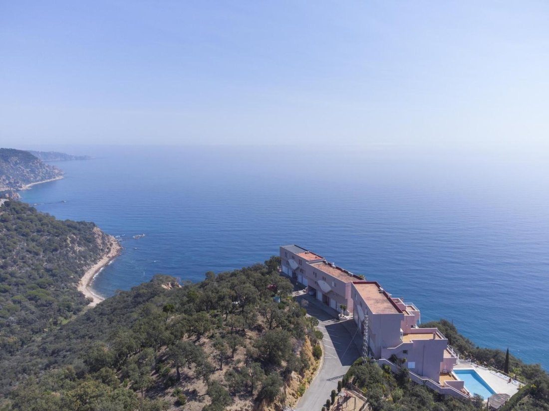 Apartment in Sant Feliu de Guixols, Catalonia, Spain 5 - 18335445