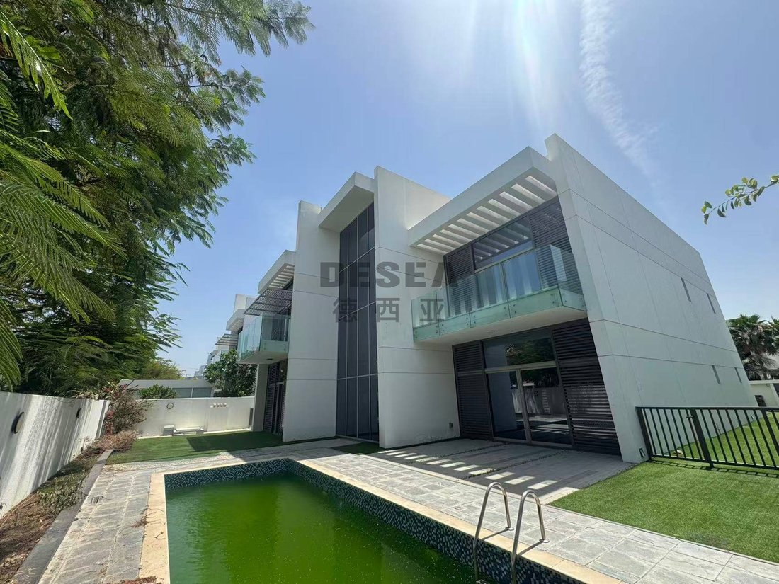 Villa in MBR City / Mohammed Bin Rashid City, Dubai, United Arab Emirates 1 - 18340674