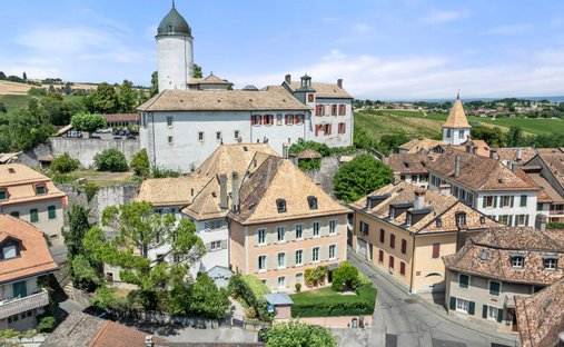 Casa a Aubonne, Vaud, Svizzera 1