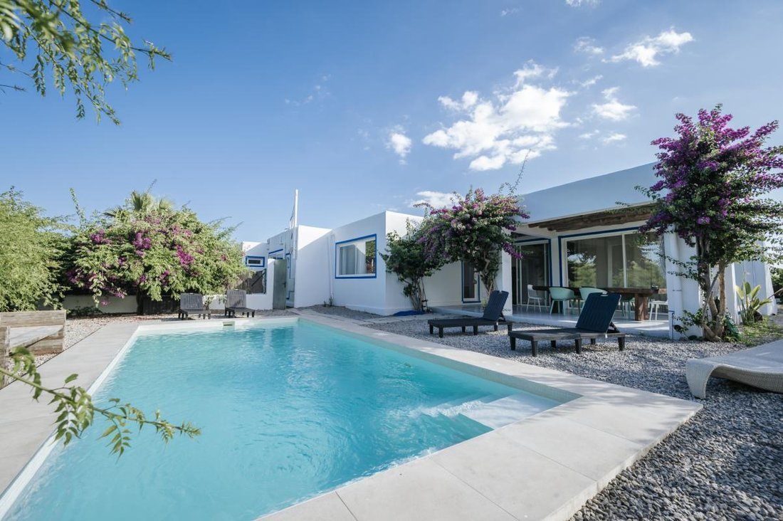 Villa in Sant Jordi de ses Salines, Sant Josep de sa Talaia, Balearic Islands 3 - 18328316