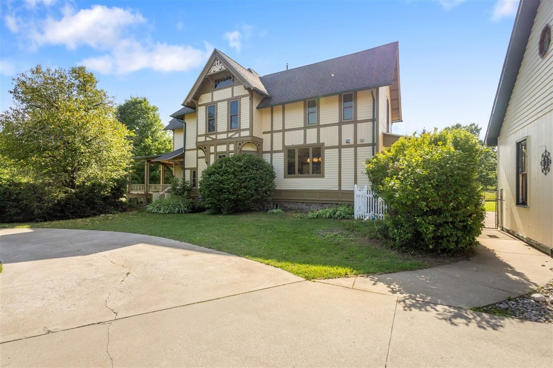 House in Paw Paw, Michigan, United States 5 - 18309912