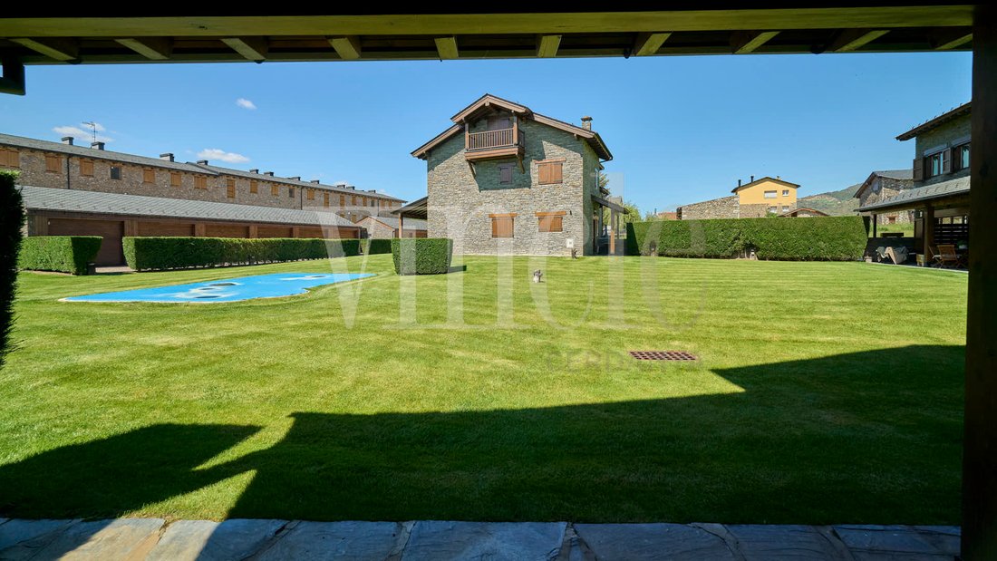 Townhouse in Bellver de Cerdanya, Catalonia, Spain 4 - 18335308