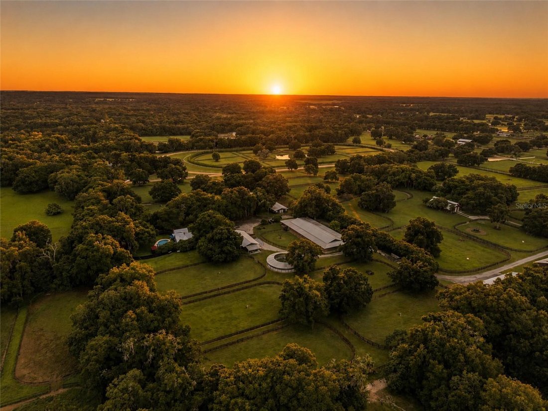 Farm Ranch in Reddick, Florida, United States 2 - 18340848