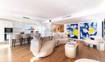 Apartment in Zone Est Diffuse, Saint-Tropez, France 1