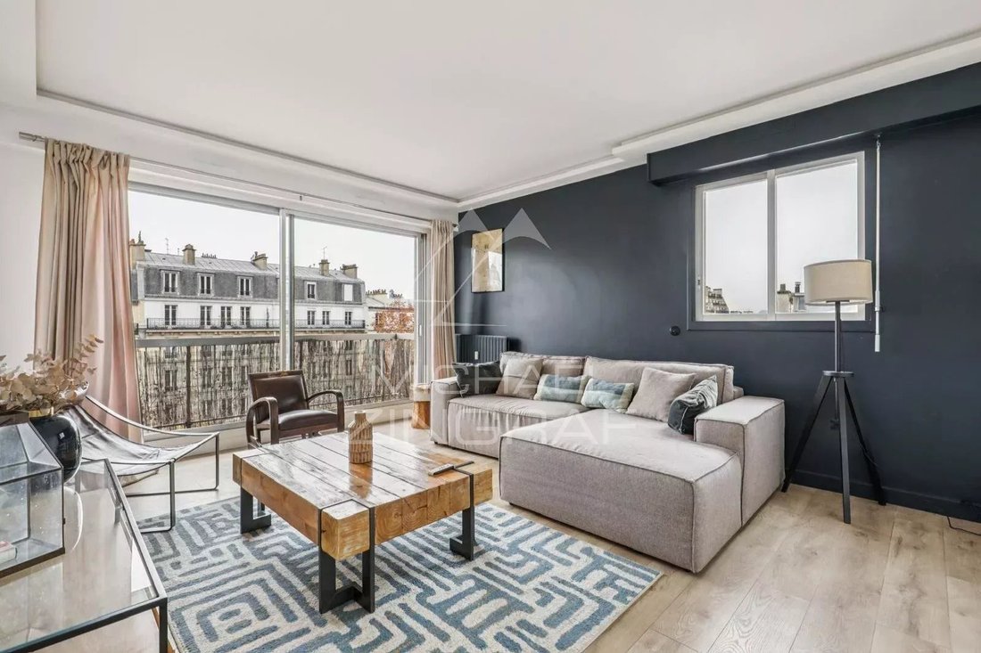 Apartment in Paris 16e Arrondissement, Paris, France 1 - 18337061
